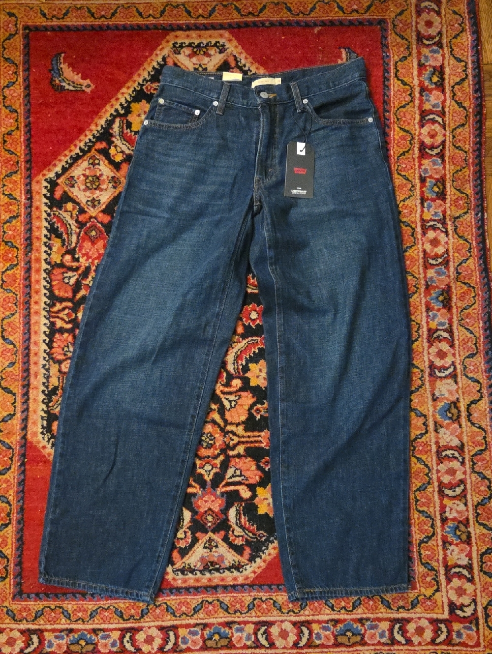 Levi's Women's Baggy Dad Jeans in Dark Blue Denim 29x32
